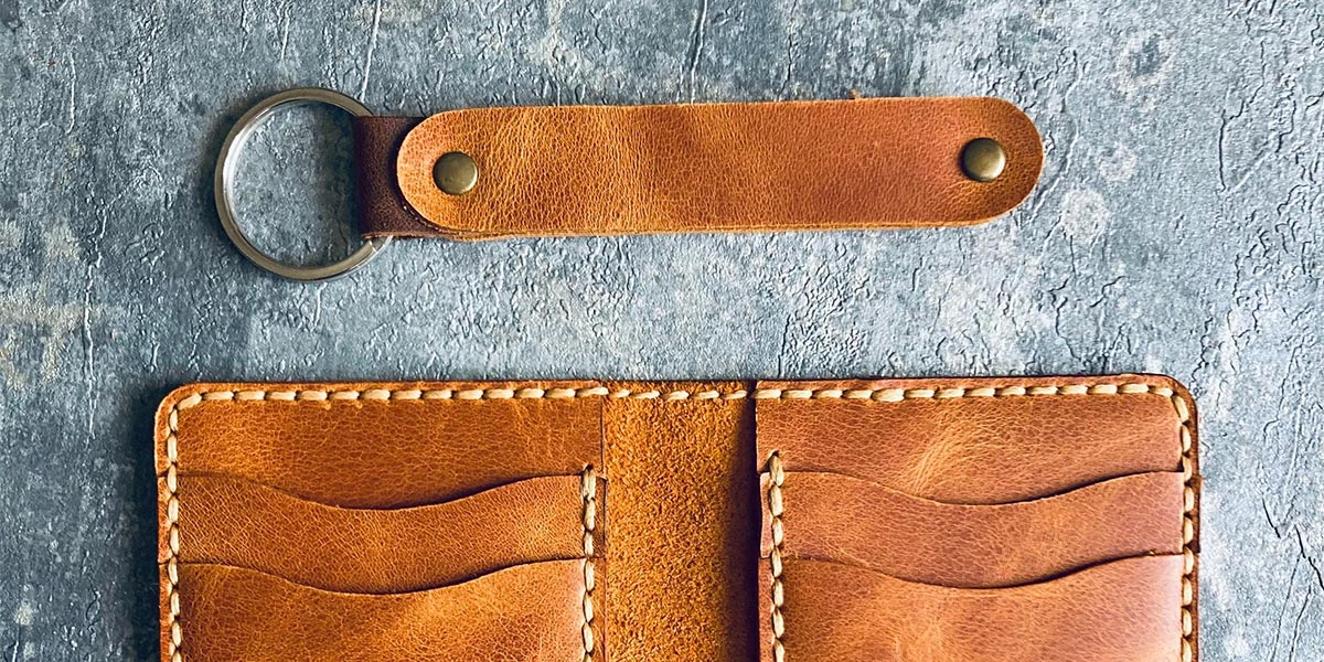 The Perfect Minimalist Companion: Exploring Magic Wallets ~ West ...